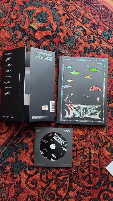 Album ate stray kids limited edition preorder