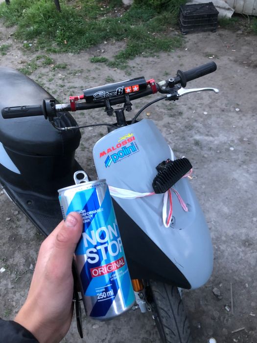 Продам скутер сузуки летс 3