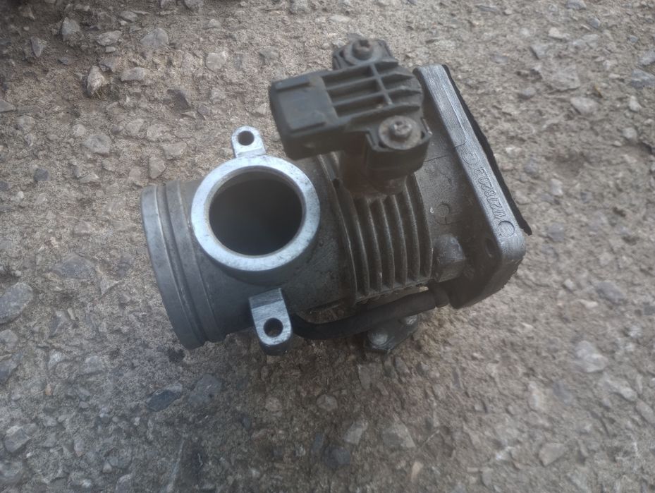 BMW E36 1.8 przepustnica 172.78.20.9