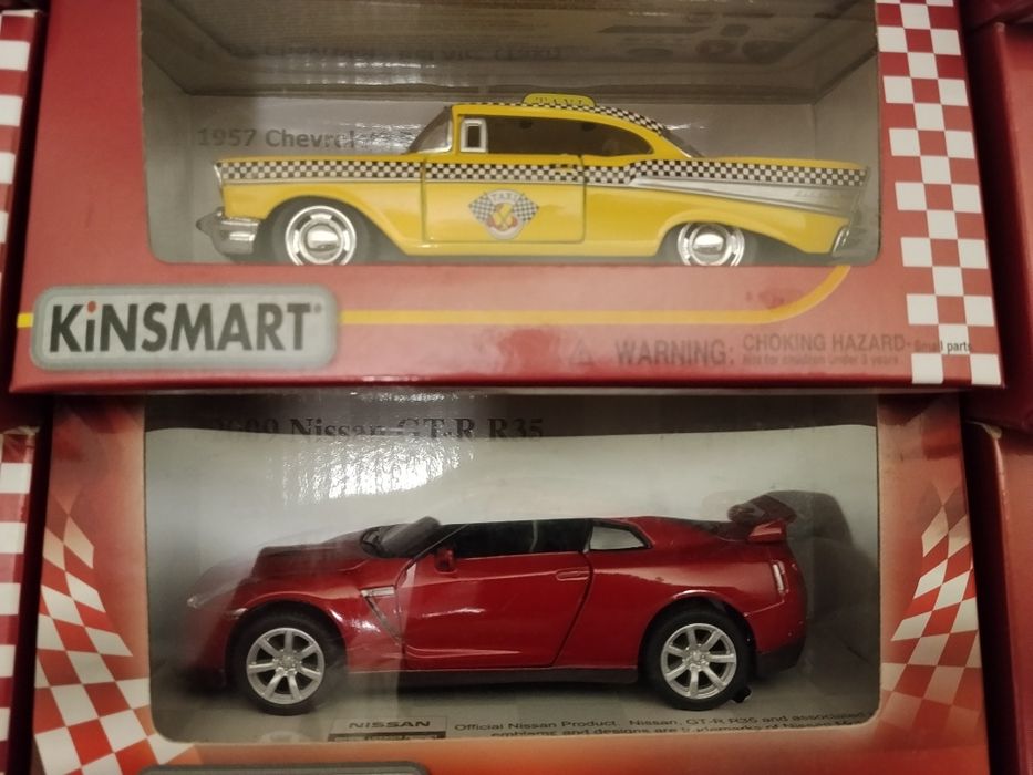 Машинки-модели металлические Chevrolet Air (TAXI) Kinsmart (разные)