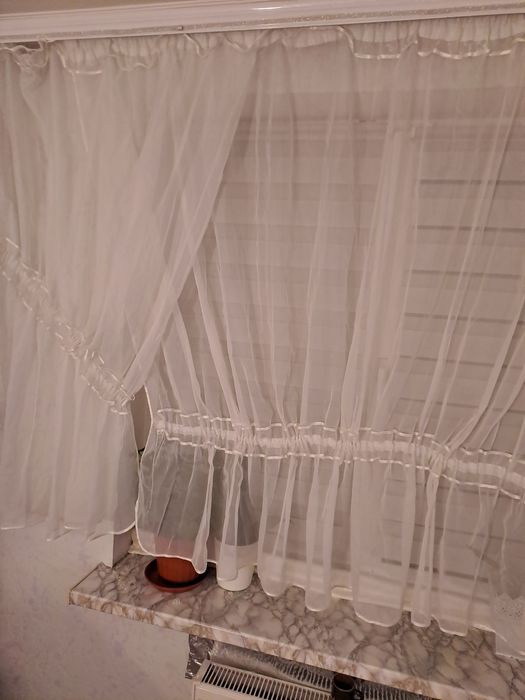 Тюль, дуже гарна 3м ширина 1.50висота,