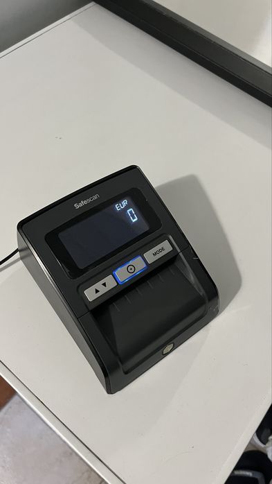 Maquina verificar nota falsa