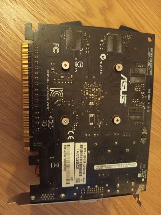 Selling Graphics Card 750, 2 GB + i5 9400F64751580246914123