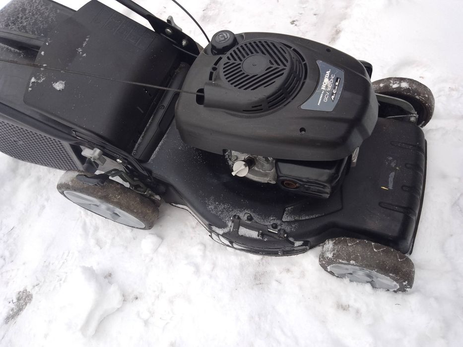 Kosiarka spalinowa z napędem