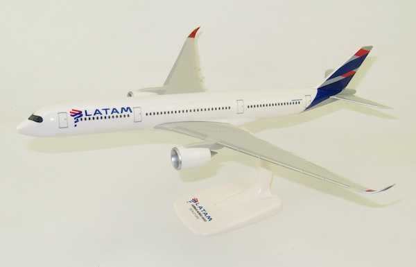 Avião de coleção - LATAM (Brasil) Airbus 350-900 com 33,4 cm
