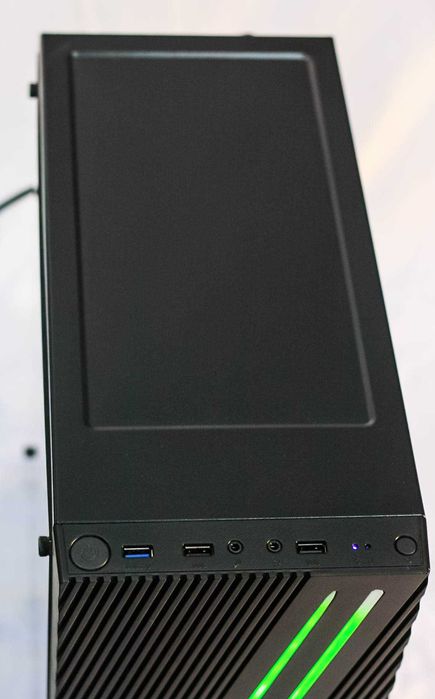 Komputer Mocarz RGB RYZEN 5/16GB/SSD1TB/GeforceRTX5050 8GB Do gier