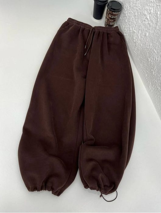 Жіночі штани джогери і прямі на фіксаторах на флісі