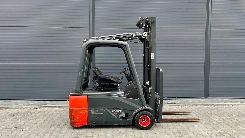 LINDE E 18 elektryczny triplex  przesuw