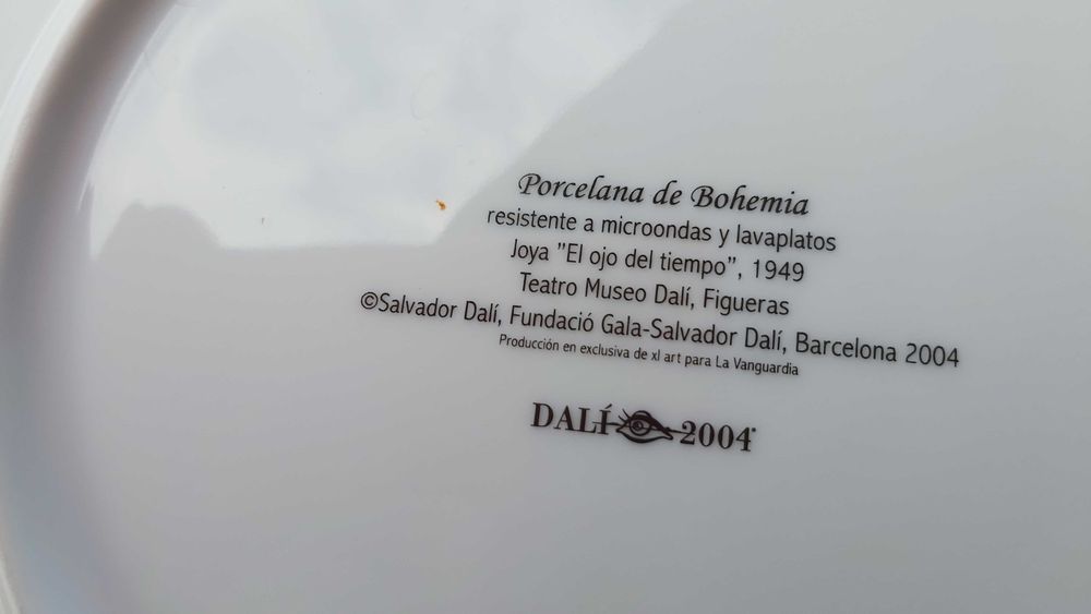 Servico Dali 24 pratos