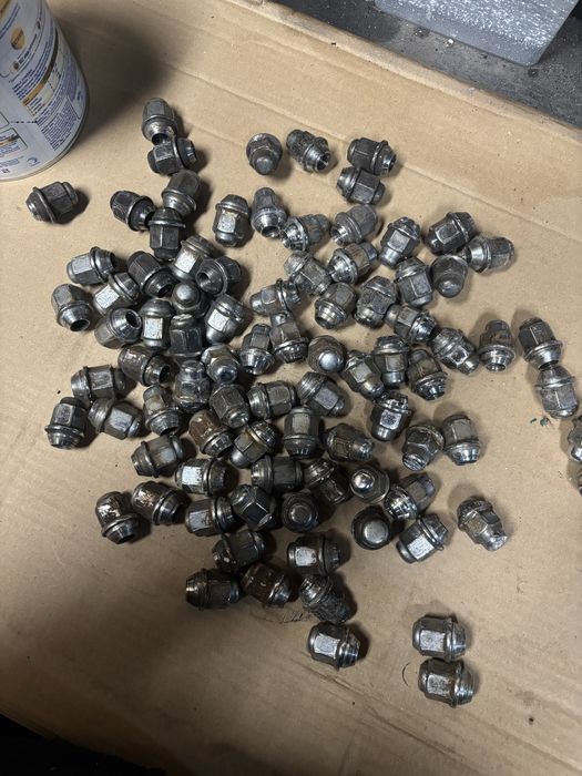 KIA RIO M12x1,5 nakretki do kół hyundai toyota mazda honda