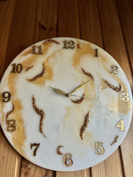 Годинник ручної роботи з епоксидної смоли ручної роботи