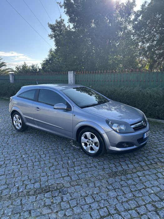 Opel Astra GTC 2 lugares
