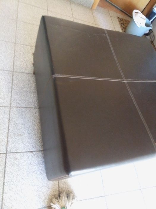 Vendo centro de sala, em bom estado.