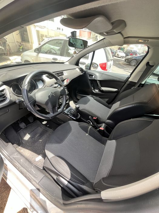 Citroën C3 1.2 PureTech – Muito Bem Estimado, Económico e Pronto a Andar