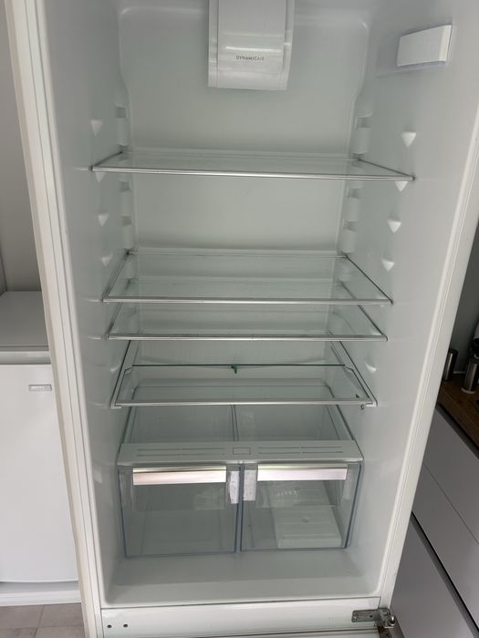 Półka szuflada Lodówki do zabudowy ELECTROLUX