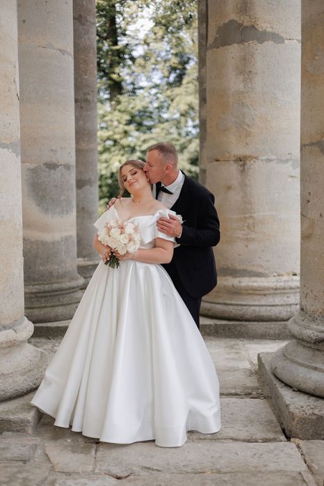 Продам Весільну сукню