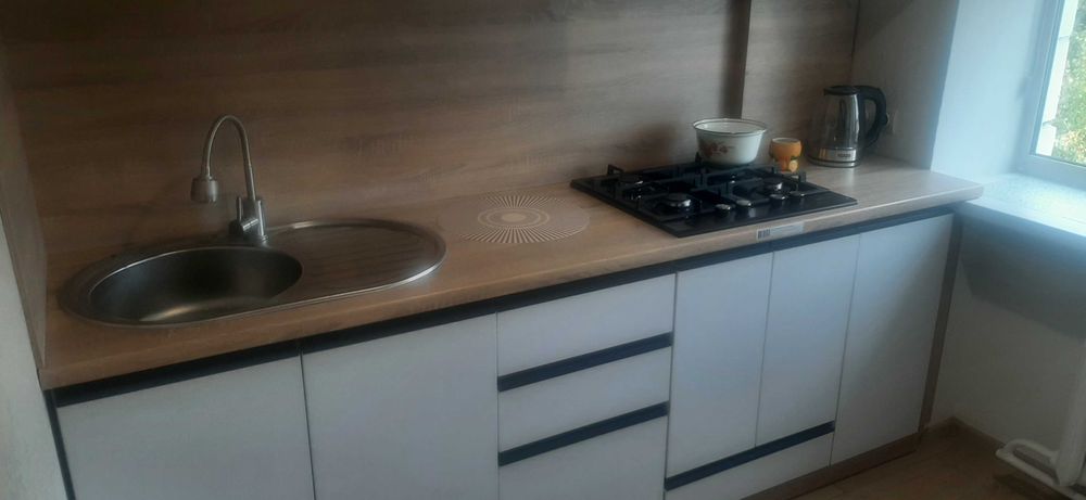 Киевская   новый ремонт и мебель недалеко Глобал   авто и ж.д вокзал