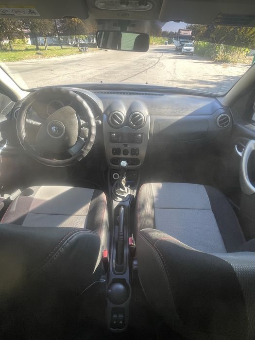 Renault    Duster
