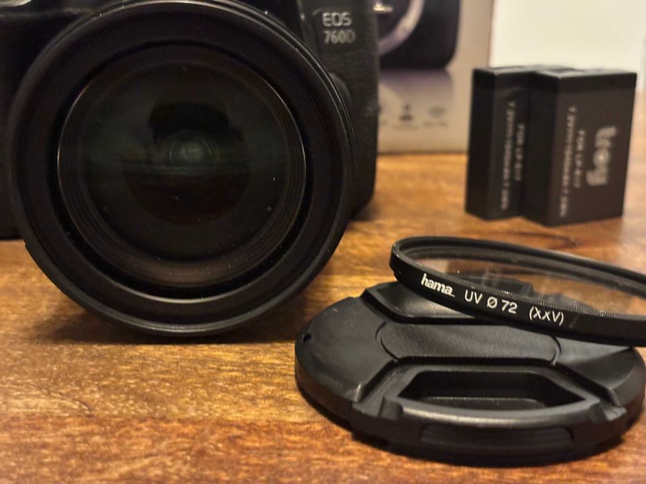 Canon EOS 760D + Sigma DC 17-70mm f/2.8-4.5 + Acessórios — Bom Estado