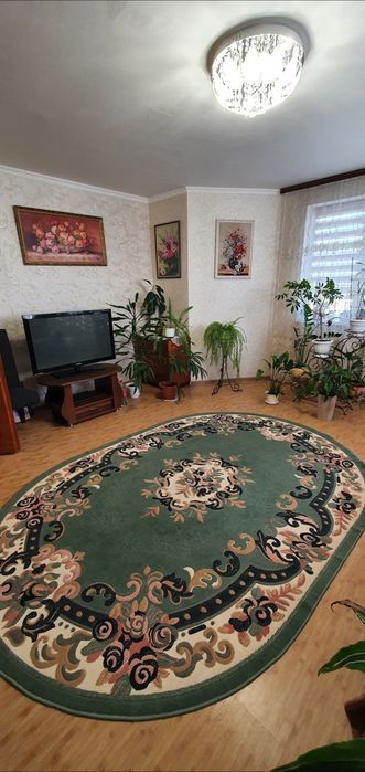 Продаж будинку, 5  хвилин до центру