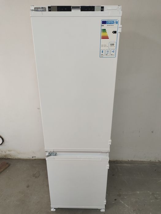 Холодильник. BEKO  178 cm. NOFROST. Холодильник під вмонтування  з Європи.Класний стан