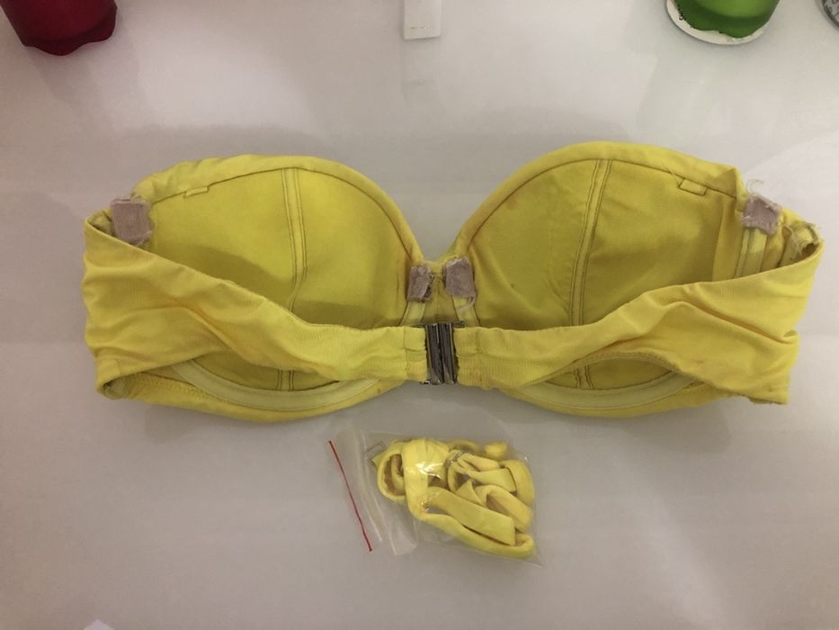 Biquini amarelo da H&M