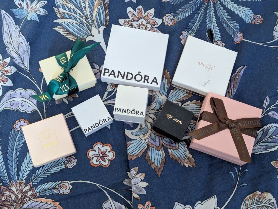 Pudełka na biżuterię