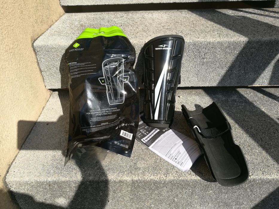 Equipamentos e proteções futebol vendo troco