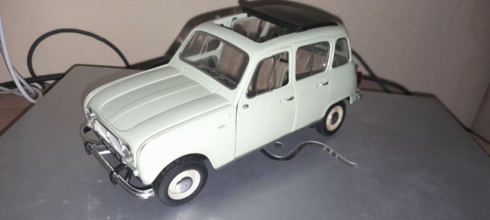 Mais de 10 Miniaturas 1/18