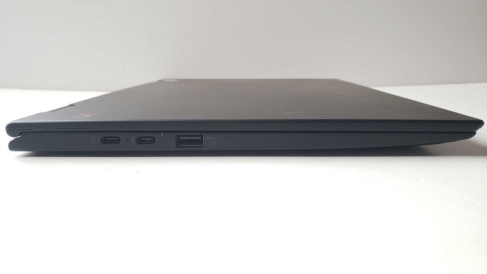 Ноутбук трансформер Lenovo ThinkPad X1 Yoga G3 14" IPS 2560x1440 i5-8350U 8ГБ LPDDR3 256ГБ SSD