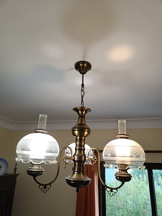 Candeeiro de teto sala de estar ou jantar