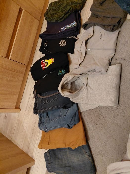 Zestaw ubrań chłopięcych r.146 paka