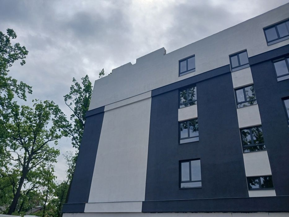 1к с Двориком и возможностью увеличить жилые м2. Локация Школа/Озеро!