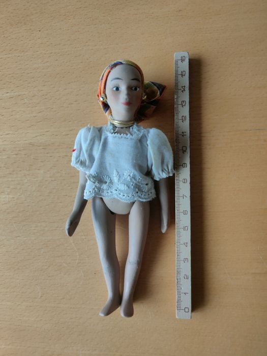 Bonecas de porcelana.