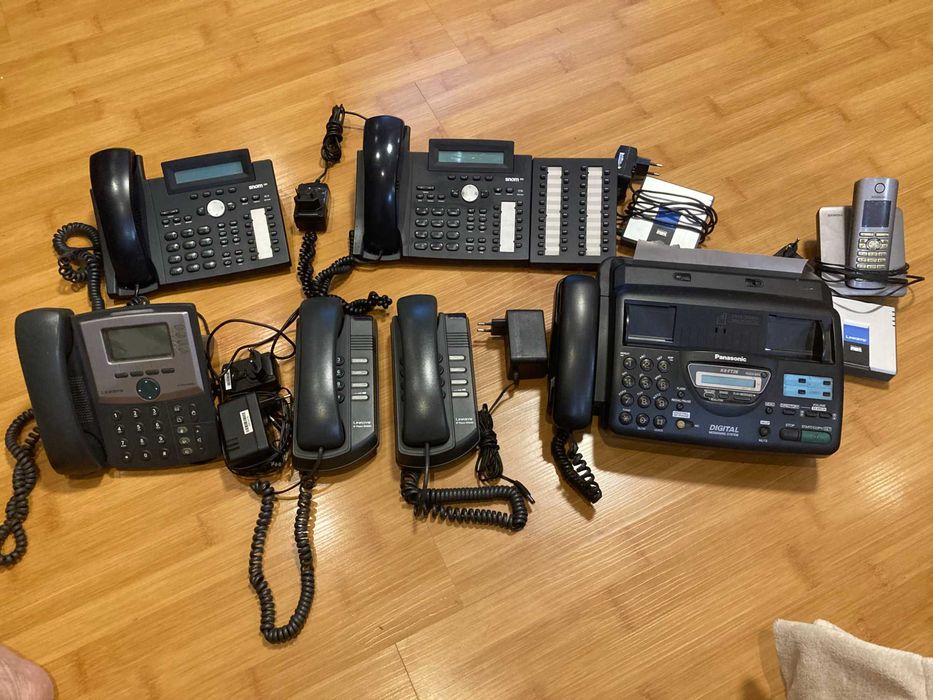 IP телефоны: Snom/Linksys , IP шлюз Linksys , факс ( в ассортіменте)