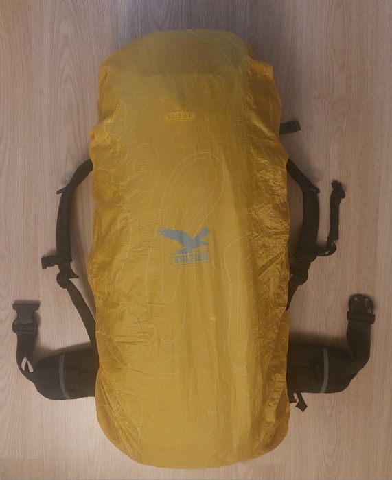 Рюкзак б/у  Salewa marangu 60+10, с дождевиком.