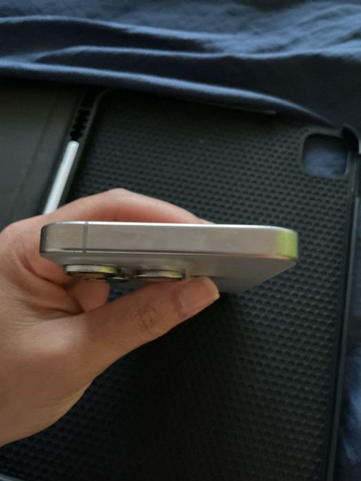 iPhone 16 pro seminovo