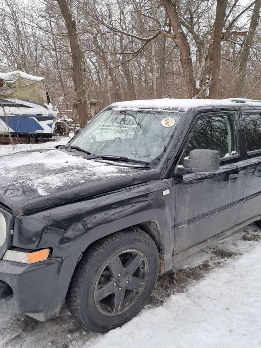 Продам джип патриот