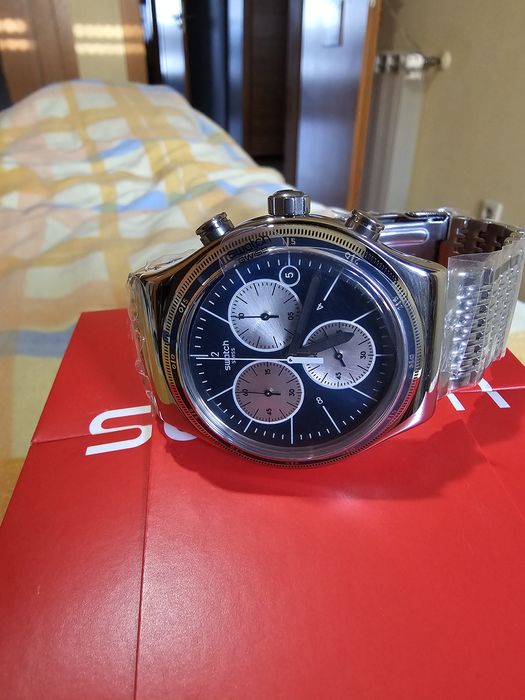 Swatch Irony Chrono metal. Novo.