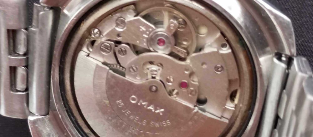 Relógio vintage Omax automático