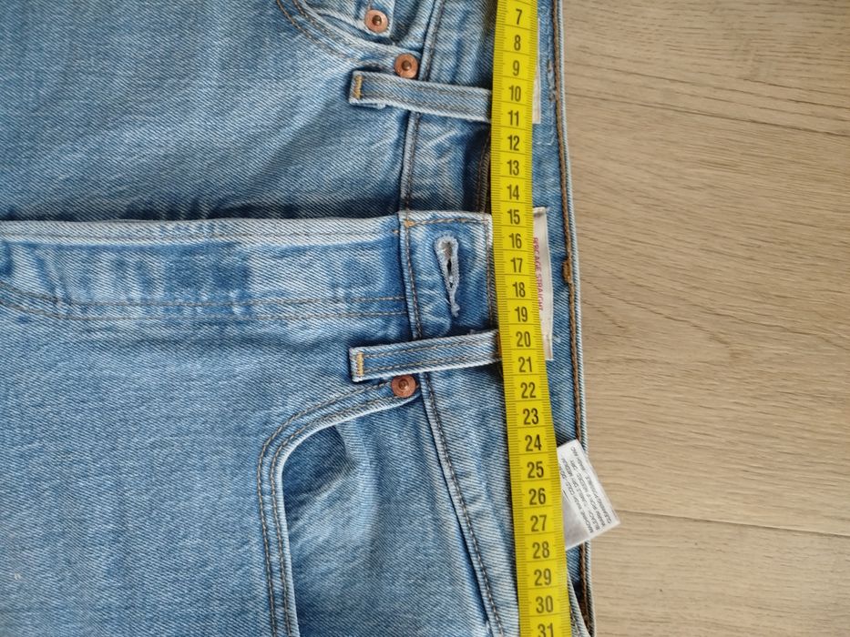 Spodnie dzwony leVis