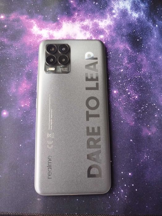 Realme 8 Pro 128GB 8GB RAM + oryginalne etui Realme + szkło