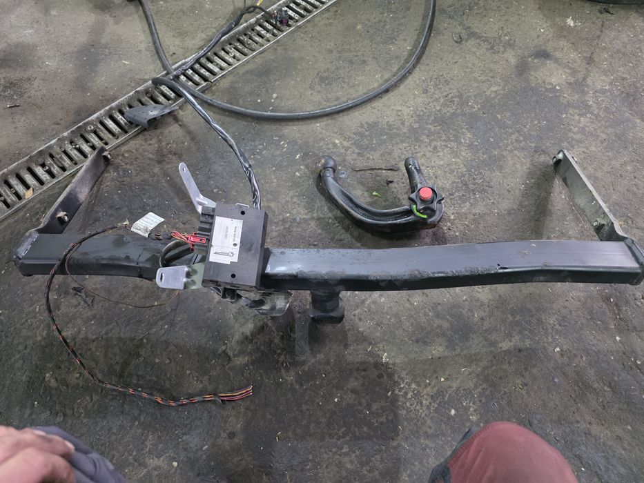 Golf V Hak holowniczy Westfalia