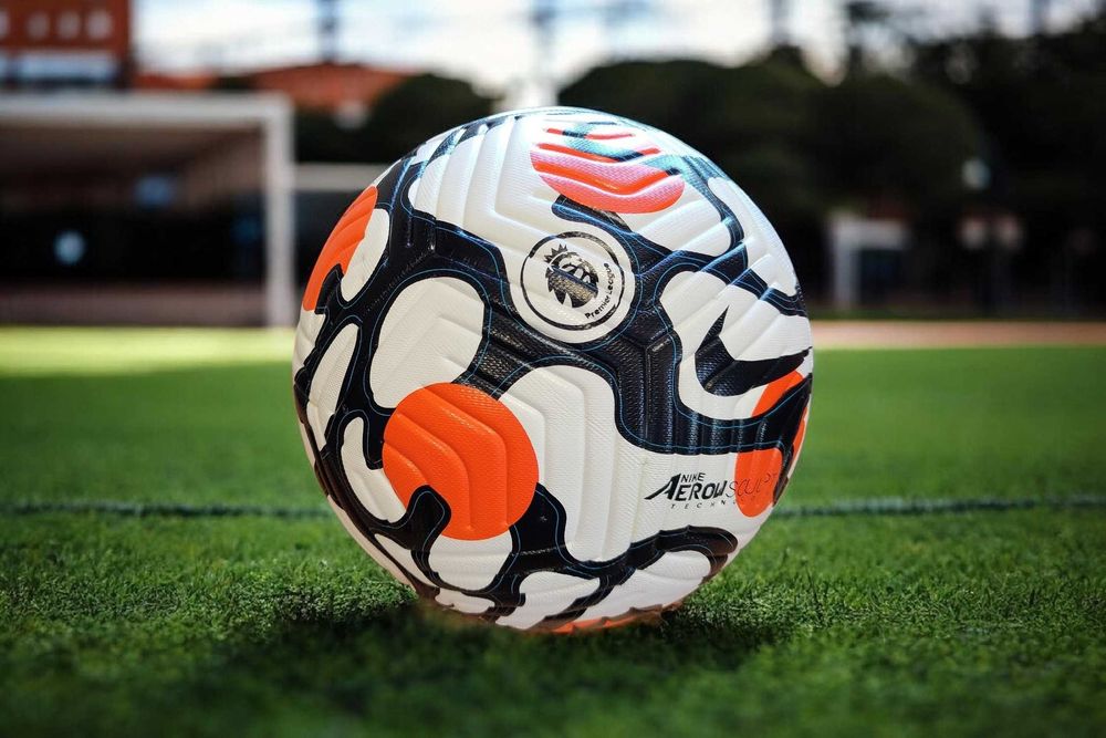 М'яч футбольний NIKE ACADEMY Термошов, 5 розмір, РОЗПРОДАЖ