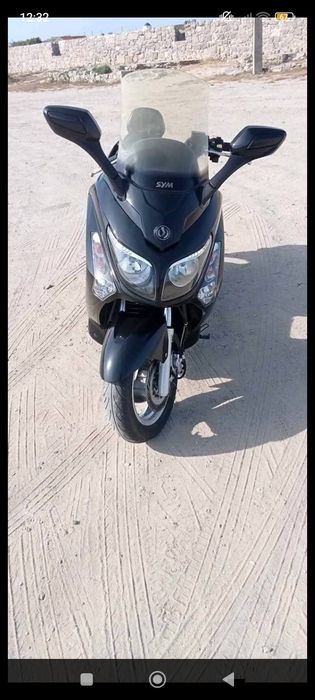 Sym GTS 125 evo carburada