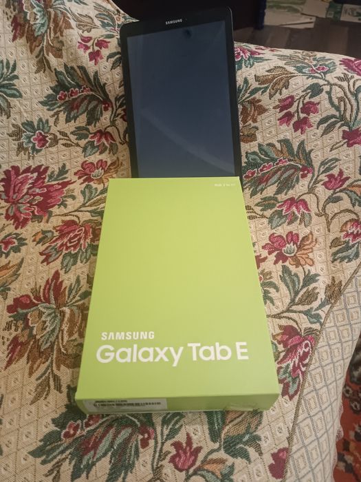 Продаю планшет Samsung Galaxy Tab E 9.6 б/у
