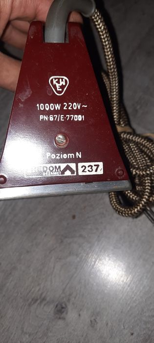 Żelazko firmy predom z roku 1976