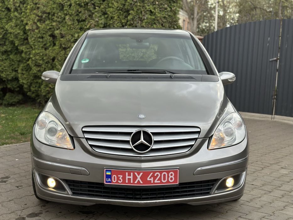 Продам мерседес Б класс 1.7 бензин АВТОМАТ