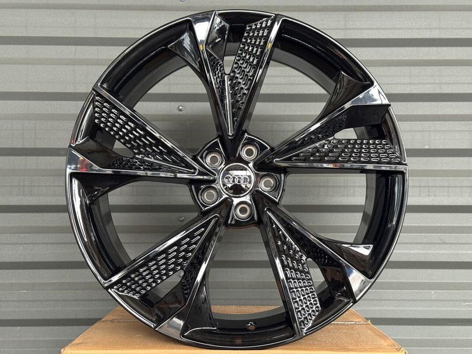 Чорні Нові R21 5x112 Audi Q7 Q8 Q5 VW Touareg Skoda Kodiaq A8 A7