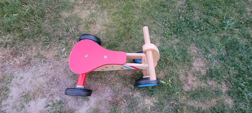 Trzyķołowy rowerek